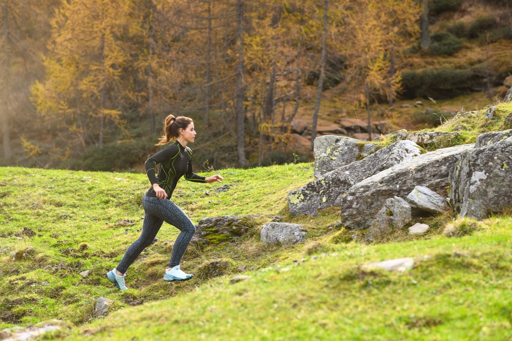 Frau Joggen Berge Trail Running