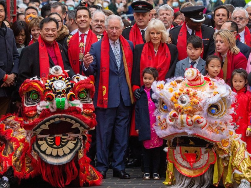 Prinz Charles und Herzogin Camilla beim Mond-Neujahr in Chinatown.. © imago/ZUMA Wire