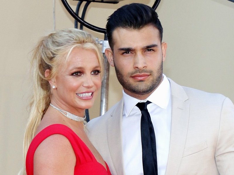 Britney Spears und Sam Asghari sind gerade gemeinsam im Urlaub.. © Tinseltown/Shutterstock.com