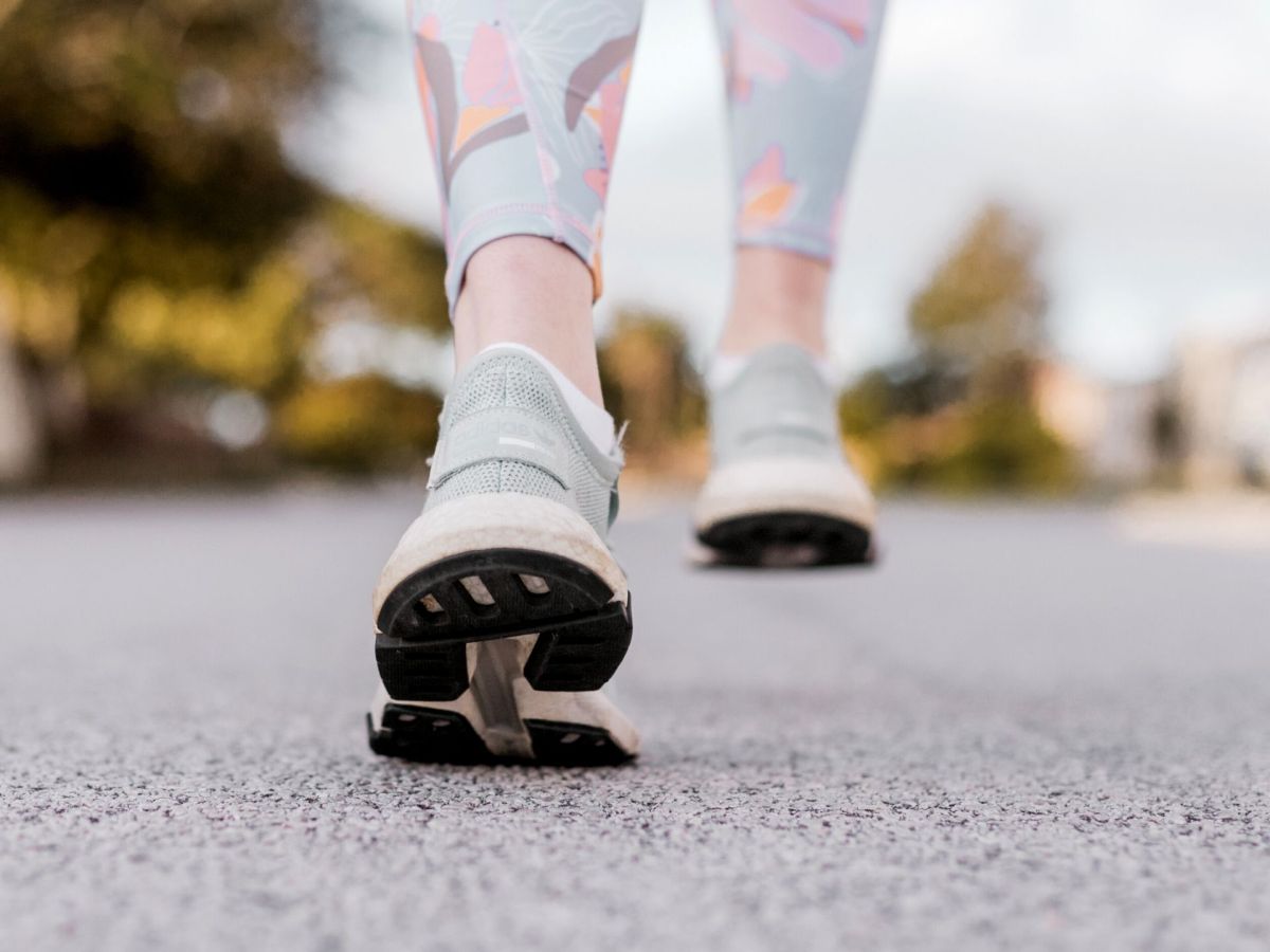 gehen laufen wandern trick frau schuhe