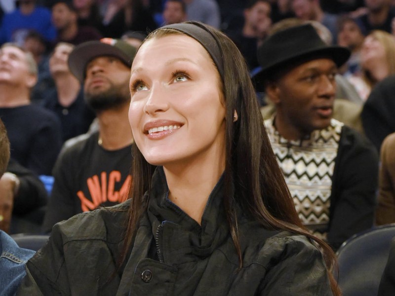 Bella Hadid dünne Augenbrauen