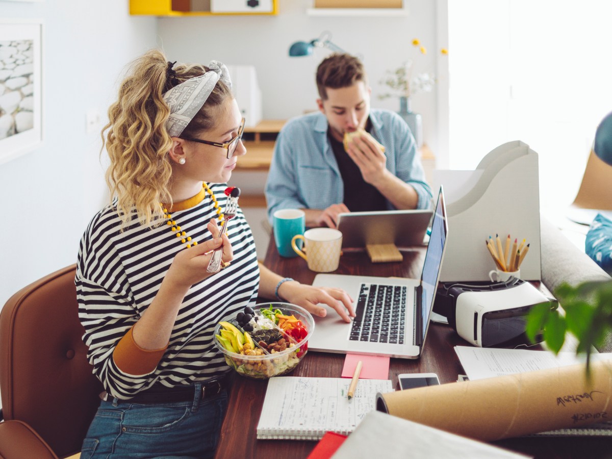 Frau BÃ¼ro essen