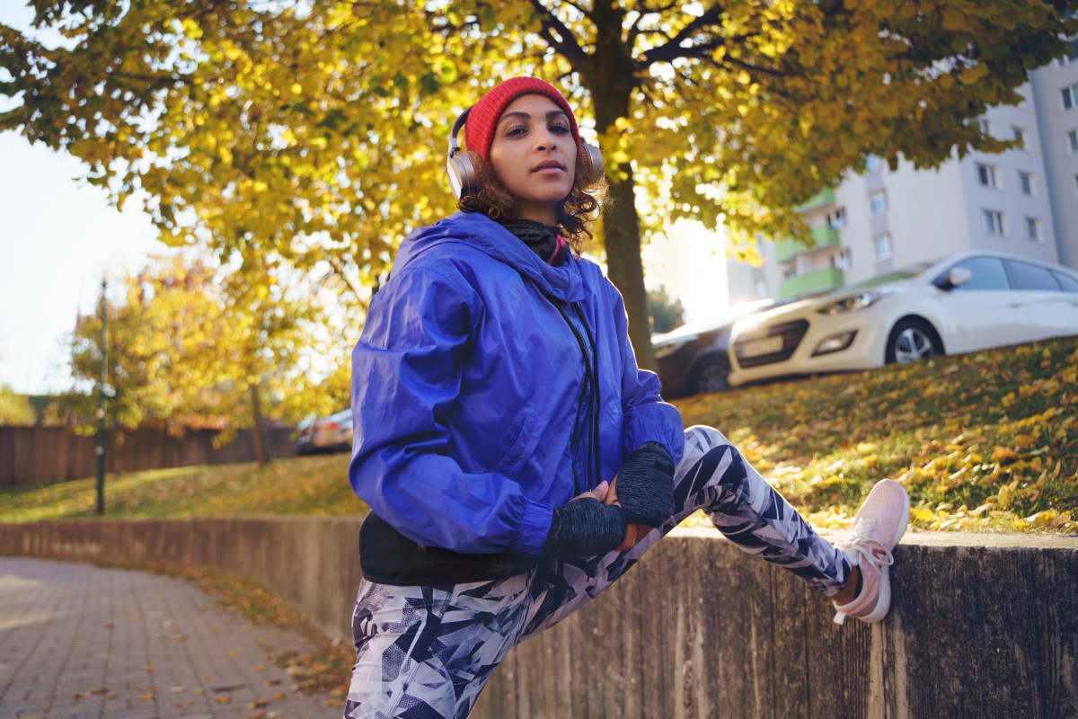 Frau trägt Active Wear