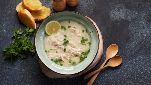 Avgolemono: Rezept für griechische Zitronen-Hühnersuppe - wmn