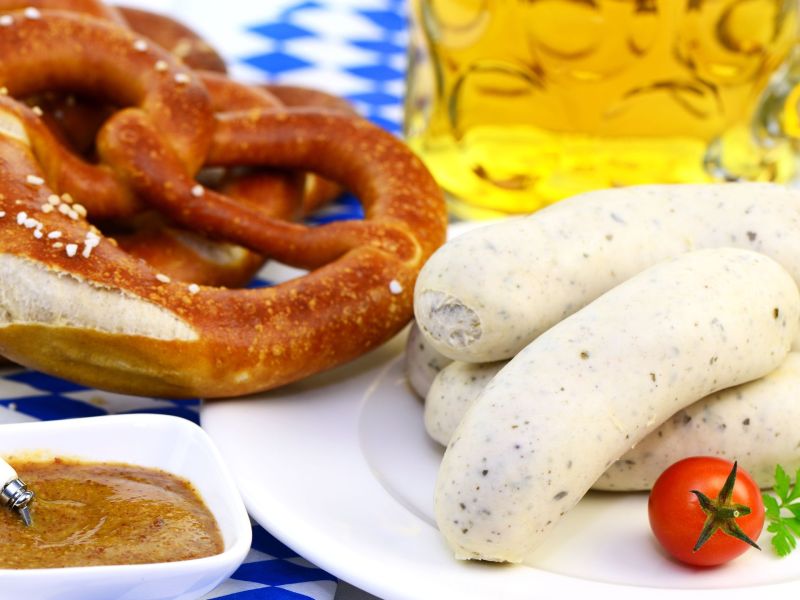 SO isst du deine Weißwurst beim Oktoberfest