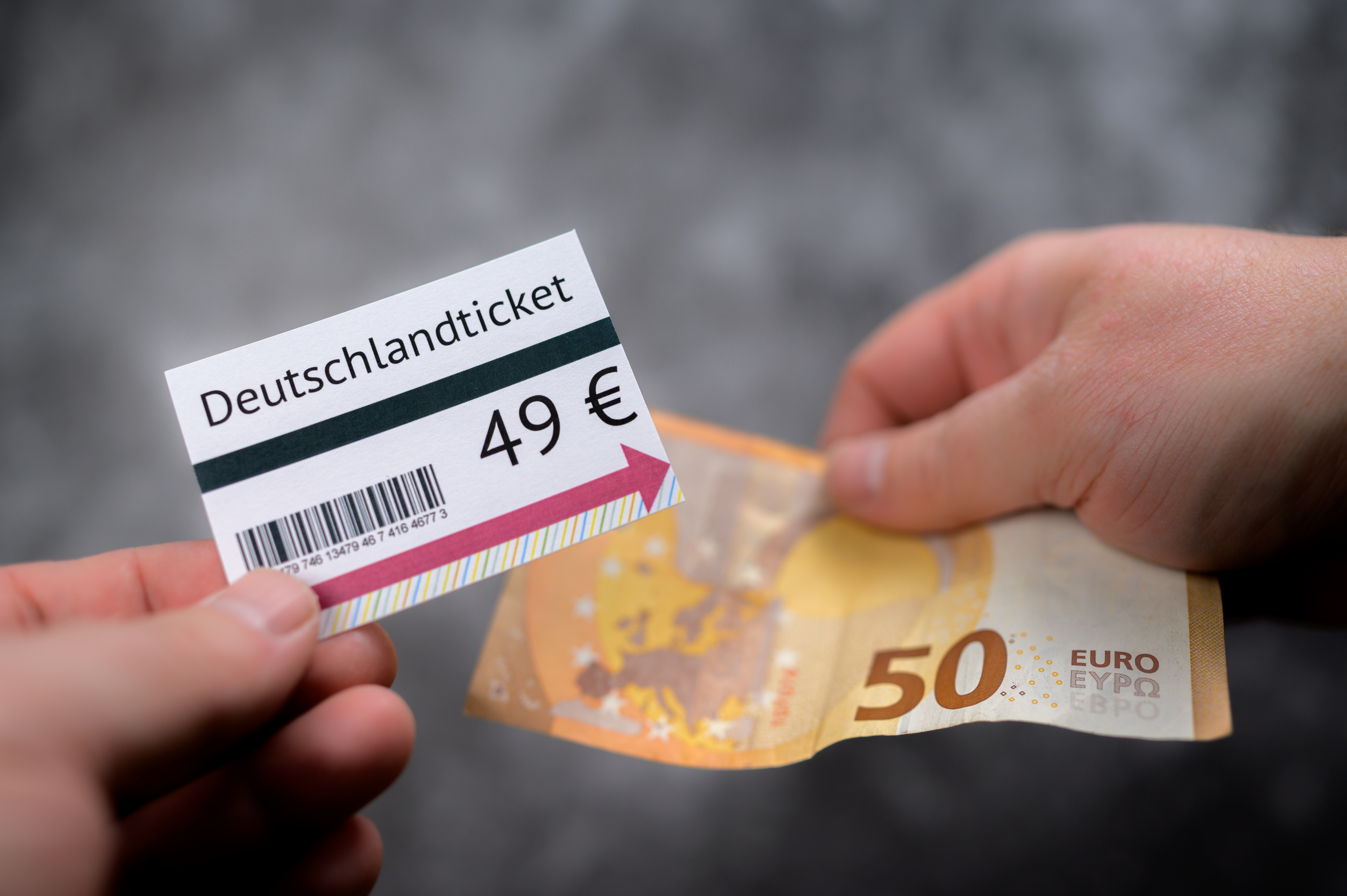 Wird das Deutschlandticket vom Jobcenter bezahlt?