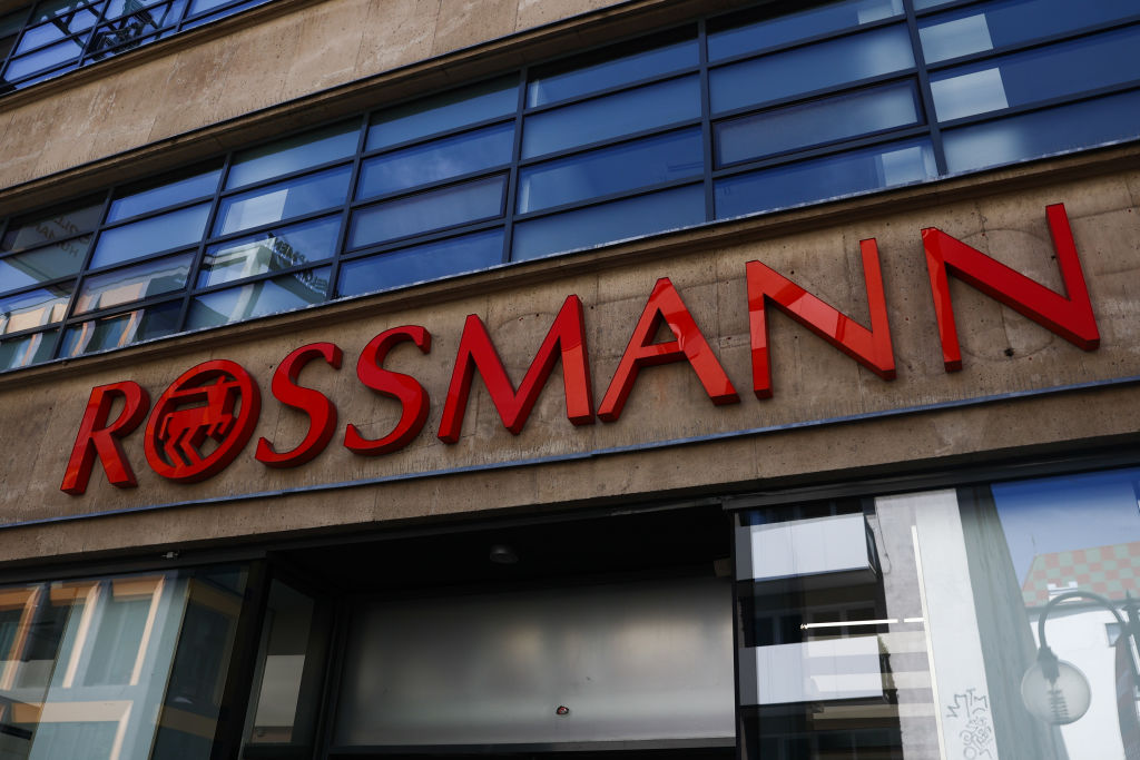 Isana-Wer-steckt-hinter-der-Rossmann-Marke-