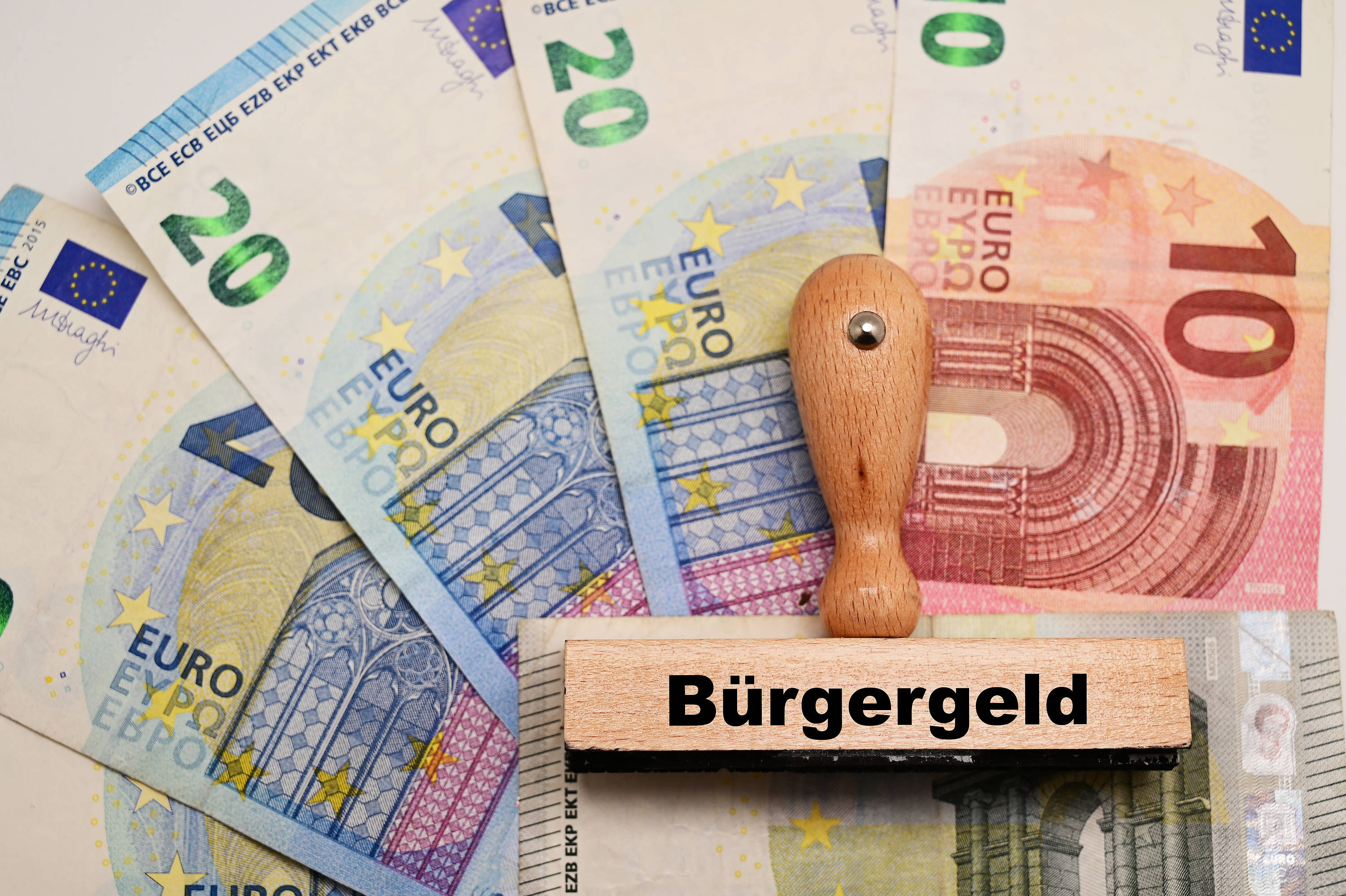 So Viel Geld Spart Der Staat, Wenn Bürgergeld-Empfänger Arbeiten - Wmn