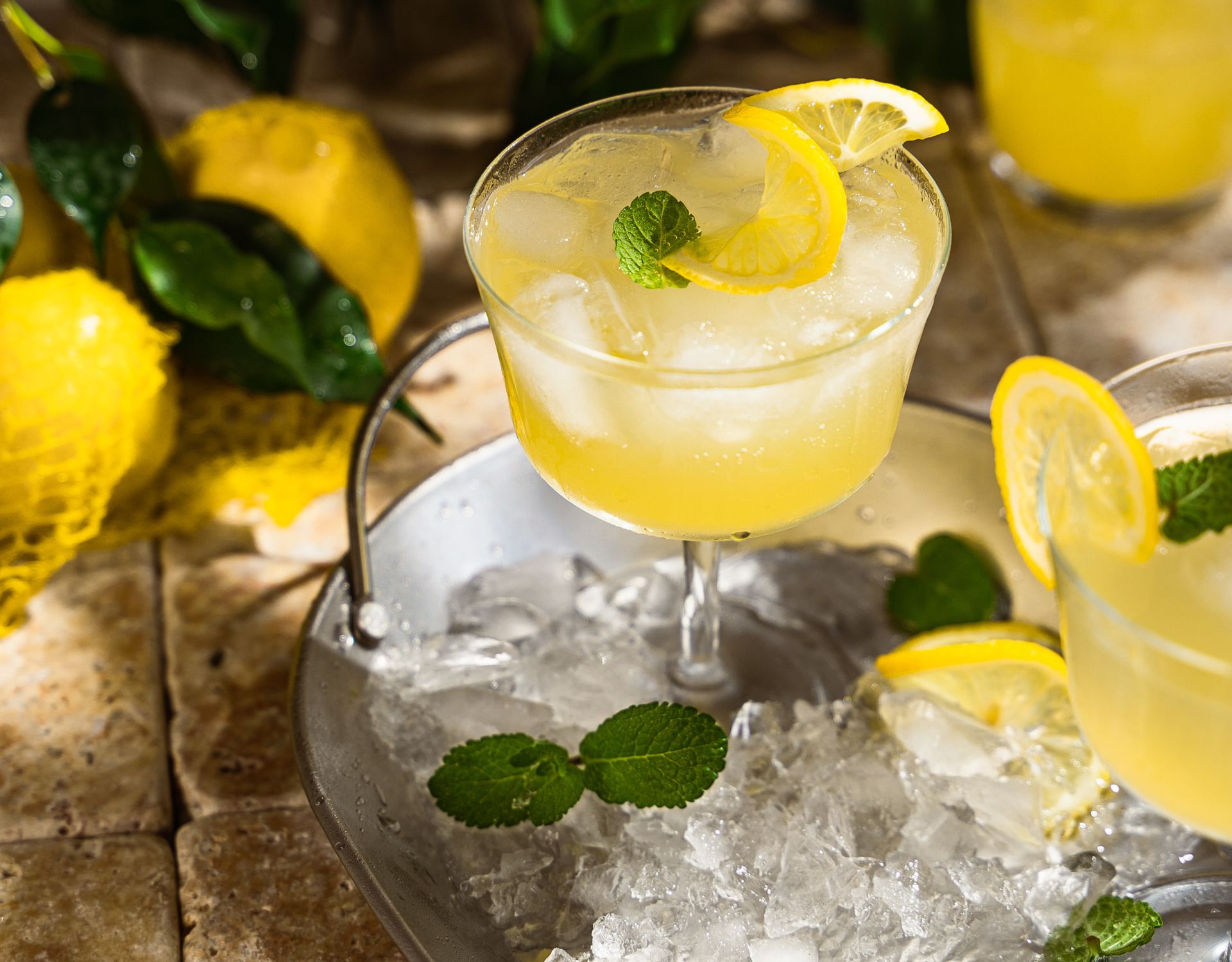 Frozen Limoncello Spritz: Eiskalter Genuss für Italien-Fans - wmn