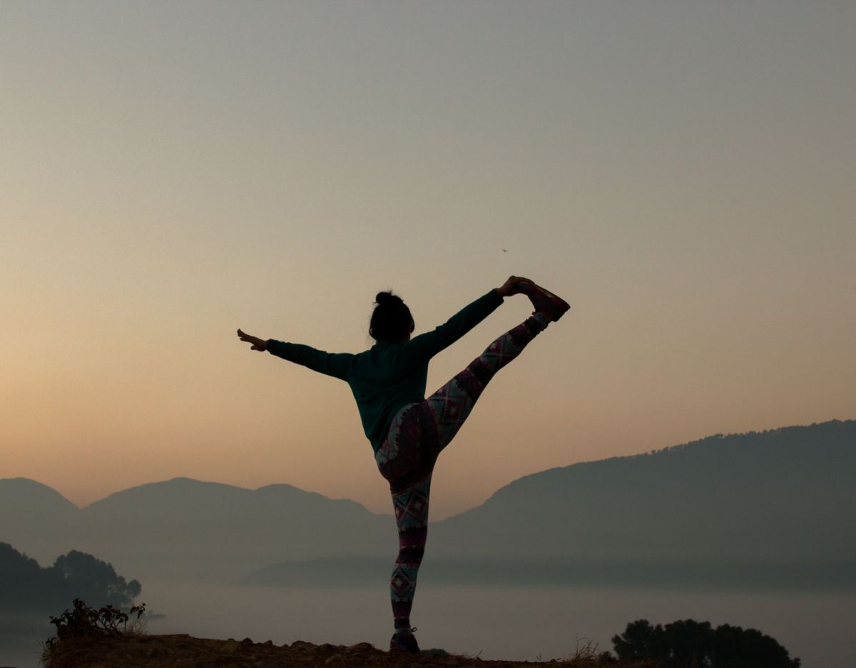 Frau Natur Meditation Yoga Laufen