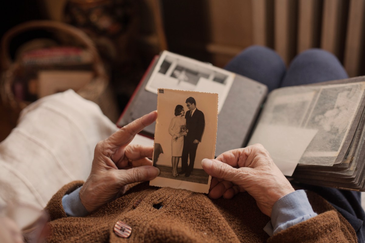 Dating-Tipps von unseren Großeltern: Warum altbewährte Methoden auch heute noch aktuell sind.
