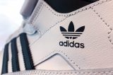 adidas logo sneaker