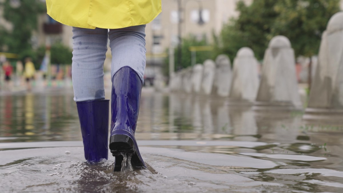 Hochwasser: Das Bundesamt für Bevölkerungsschutz und Katastrophenhilfe verrät, was im Ernstfall zu tun ist.