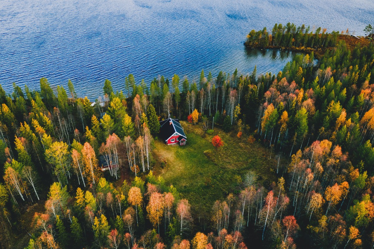 Wie wäre es mit einem Urlaub nach Schweden? Wir haben dir 5 skurrilsten Unterkünfte für dich.