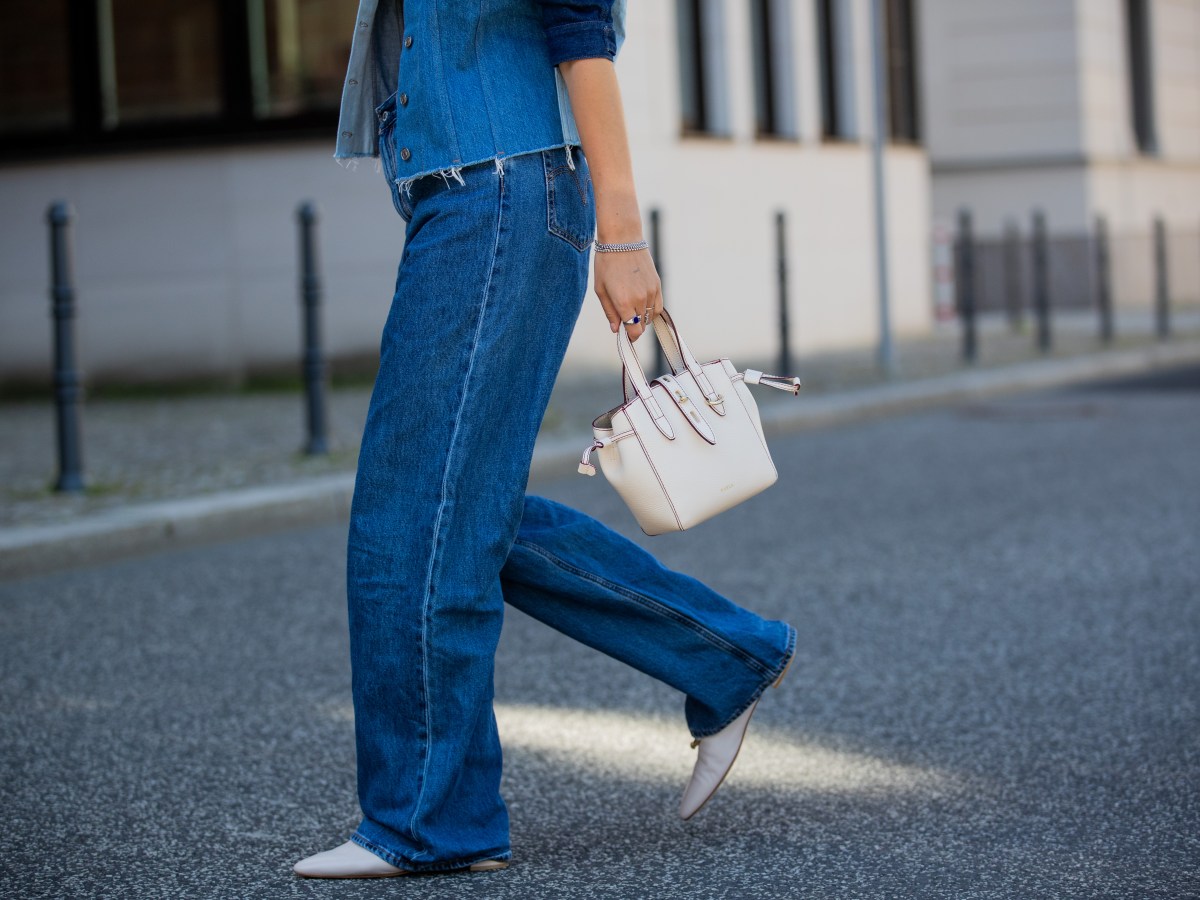 Frau in Levis Jeans