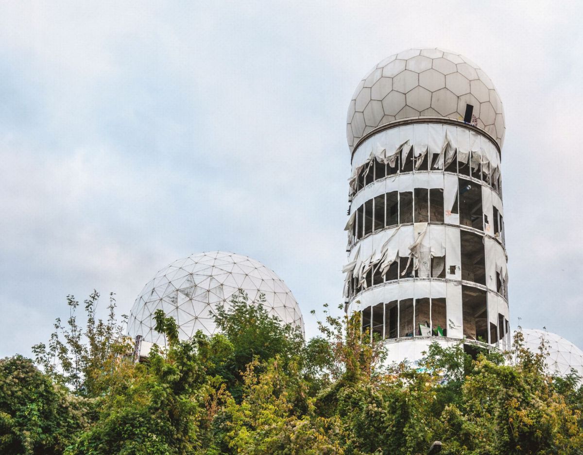 Die Geschichte hinter dem Teufelsberg in Berlin.