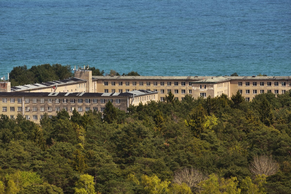 Prora auf Rügen: Die Geschichte hinter dem bekannten Lost Place.