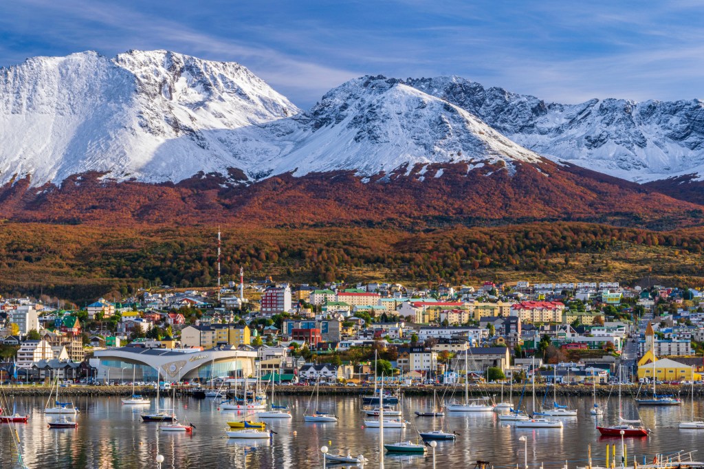 Die Strecke führt von Buenos Aires nach Esquel in Argentinien.