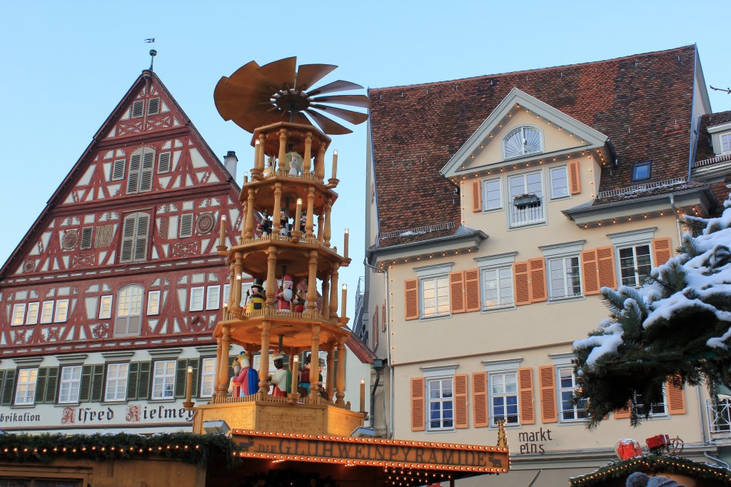 Die Esslinger Altstadt besitzt viele Sehenswürdigkeiten und über 600 denkmalgeschützte Gebäude. Hier steht eines der ältesten Fachwerkhäuser Deutschlands.