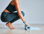 Frau Fitnessmatte Workout